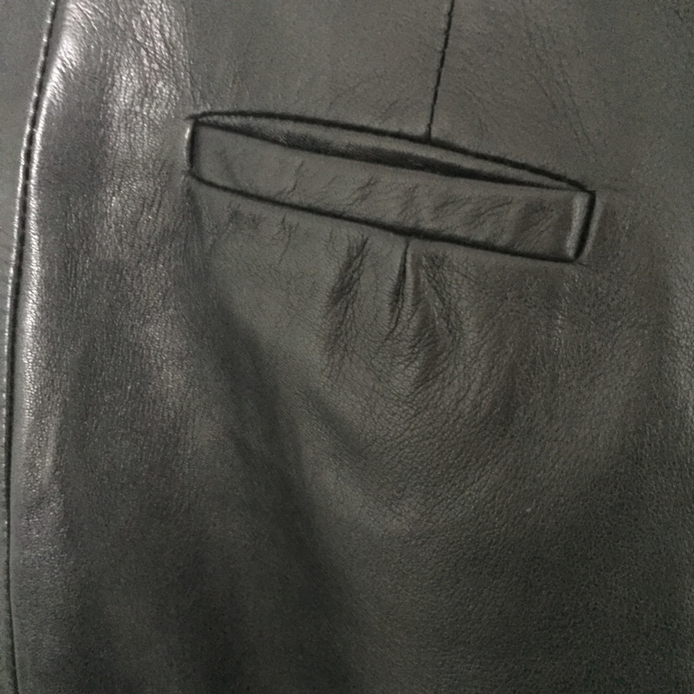 Danier black leather straight slim pants with split seam hem, US 6, like new. - Picture 4 of 7